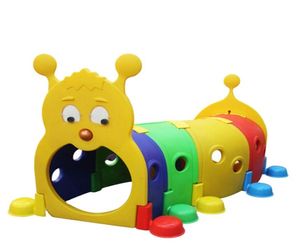 Les enfants jouent aux enfants du terrain de jeu intérieur enfants en plastique extérieur en plastique tunnel jouet8924266