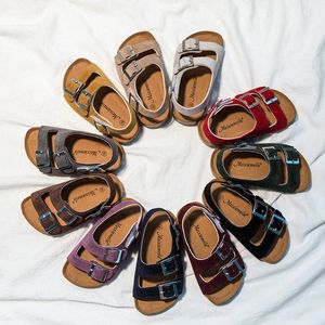 Zapatos para niños Sandalias casuales Zapatillas de playa Niños Niñas Fondos gruesos Antideslizantes Niños Zuecos juveniles Zapatillas Diapositivas Niños Niños pequeños Zapato Gancho Lazo Arena d43C #