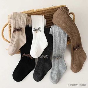 Chaussettes pour enfants printemps automne enfants filles bas longs chaussettes mignonnes pendentif étoile collants en coton peigné arc chaussettes douces pour les enfants de 3 à 8 ans