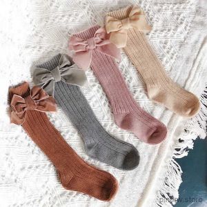 Chaussettes pour enfants hiver bébé chaussettes hautes enfants coton gros nœud chaussette de noël solide laine jambières filles bambin chaussettes longues pour 0-5 ans