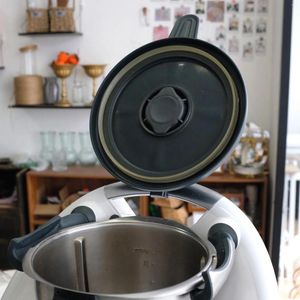 Kitchen Storage Lid Holder Organizer Accessory For TM5 TM6 TM31 Mixing Bowl Cilp Attached To The Thermomix Handle