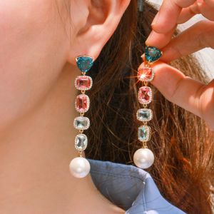 Nudo CWWZircons hermoso rectángulo CZ cristal cuelga pendientes largos de perlas para mujeres joyería delicada de compromiso de fiesta CZ880