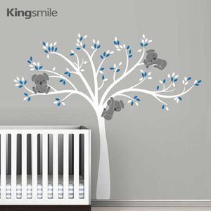 Familia de Koala en rama de árbol blanco, vinilos, pegatinas de pared, calcomanías para guardería, arte, Mural extraíble, pegatina para habitación de bebé y niños, decoración del hogar