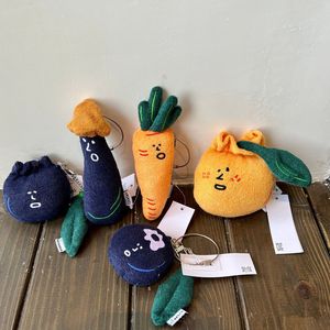 Corea Estilo Granja Verduras Llavero Muñeco de peluche Ajo Zanahoria Pleurotus Eryngii Llavero Anillo Creativo Ugly Bag Colgante Accesorios 10Style Feel Good