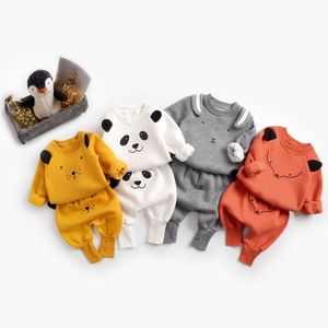 Traje de suéter de oso de bebé coreano para niñas pequeñas Animal Fancy Ropa Set Boy PP Pantalones Ropa 210529