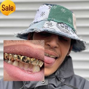 KRKC CO Hip Hop Grill Teeth Grillz Diamond 10K 14K 18K Gold Grillz Custom Fashion Hip Hop Jewelry For Women Men