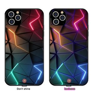 Case de teléfono de iluminación LED de Kurioll para iPhone 12 13 14 Pro Máx 11 x XR XS 7 8 Plus SE 2020 Flash Light Up Cajas luminosas Fundación