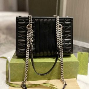 Señoras 2022 Últimas bolsas de asas en serie Bolso Carteras para mujer Diseñadores Hombro de lujo Urbano de alta calidad Forro retro Cowhide Grace Messenger Monedero Bolsos