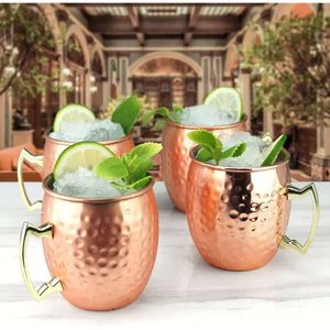 Grandes tasses Mule Moscou de 19 oz, tasses martelées de 530 ml, doublure en acier inoxydable, placage de cuivre pur, poignées en laiton doré, 3,7 de diamètre x 4 pouces de hauteur Fy4717 Fy717