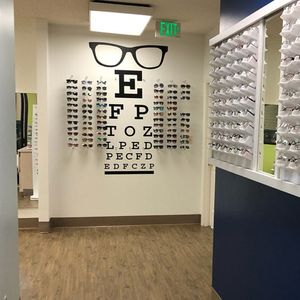 Grands lunettes tableau des yeux fenêtre optique autocollant mural docteur optométrie Hipster porter spécifications cadres verre décalque vinyle 220607
