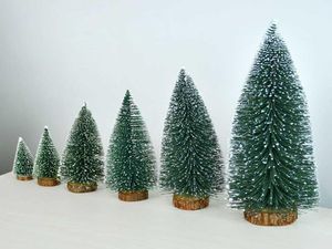 Produits lancés Tiny Bottel Brush Trees Christmas Decor Holiday Village Village Miniature Putz House Accessories9777989