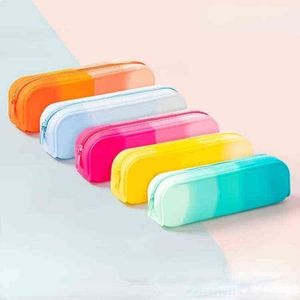 Learning Toys Soft Silicone Gradient Color Pencil Case Student Stationery Large Capacity Storage Bag Kawaii School Supplies Back To School T220829