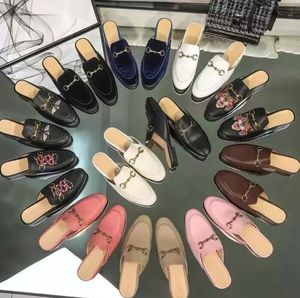 100% cuir designers hommes de luxe sandales peau de vache souple femmes paresseuses chaussures amoureux métal noir boucle plage mules Princetown classique dame grande taille 35-46