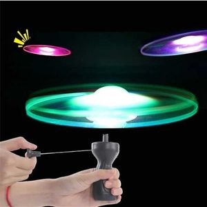 LED Flying Toys Flying Spinning Flyer Luminal Flying Ufo LED Light Handle Flash Toys for Kids Outdoor Game Color Random 240410