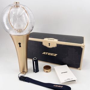 Palos de luz LED Corea ATEEZ Lightstick Lámpara de concierto Hiphop Party Flash Toy Lightstick Fluorescente Stick Soporte Ayuda Rod Fans Regalos Juguetes 230823