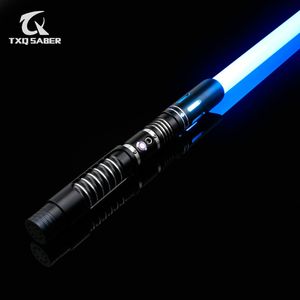 Bâtons Lumineux LED TXQSABER RVB VOID Pixel Lisse Sabre Laser 12 Couleurs et 16 Ensembles Soundfonts Métal Hilt PC Lame Enfant Jouets De Noël Épée Laser 230605