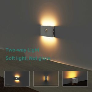 LED Night Light PIR Motion Sensor Lights Type-C Charge Magnétique Aspiration Pratique Lampe Murale Chaude pour Chambre Escalier Toilette HKD230628