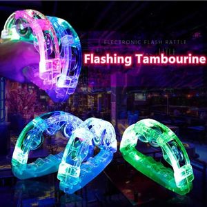 Jouet rave LED clignotant Tambourine LED Light Up Sensory Toy for Kids Musical Instrument Shaking Noisemakers Concert Parties Shaking Toys 240410