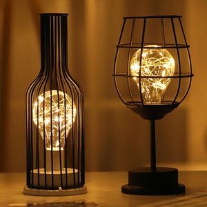 Bombilla LED Retro mesa de hierro botella de vino alambre de cobre luz nocturna creativa Hotel decoración del hogar lámpara de escritorio lámpara de noche con batería