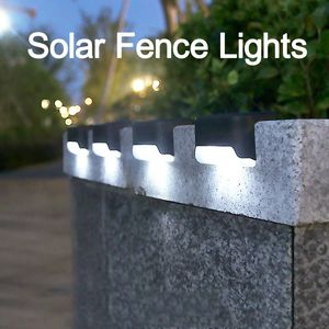 Le jardin solaire de LED allume la lampe extérieure de plate-forme lampes imperméables de clôture pour la clôture en fer forgé cour avant IP65 blanc froid/blanc chaud crestech168