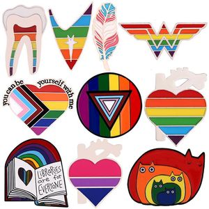 LGBT Pride Emage Emais Custom Rainbow Book Cats Cats dentaire dentaire Brooches Badges Badges Bijoux Gift For Partner Lover 11 Couleurs