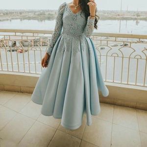 Vestidos formales de fiesta de longitud de té azul claro 2022 con encaje de manga larga línea A drapeado línea A de talla grande vestido de graduación vestidos de cóctel de noche