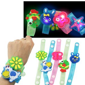 Light Flash Juguetes Muñeco de pulsera Take Dance Fiesta Drinte Noved Gag Toys Light-Up Juguetes Biños Festival de juguetes #