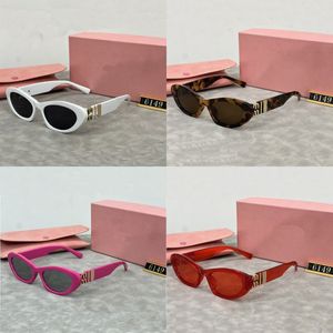 Luz de lujo flash mui mui diseñador gafas de sol moda mujer clásica gafas de sol versátiles ojo de gato gafas de sol para mujer moda polarizada hip hop al por mayor MZ0142 I4