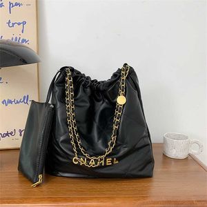 Lingge chaîne une épaule sac pour femme Shopping poubelle grande capacité sac à main design vente en ligne