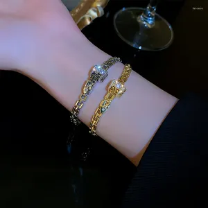 Bracelets à maillons pour femmes, chaîne à la mode, artisanat classique en métal, bijoux en gros, nouvelle collection 2024