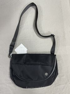 LL-60 Bolsos Bolso de hombro para mujer, deportes al aire libre, viaje, teléfono, monedero, bolso de pecho, bolsos cruzados ajustables, paquete divertido, bolsos de mensajero 5L