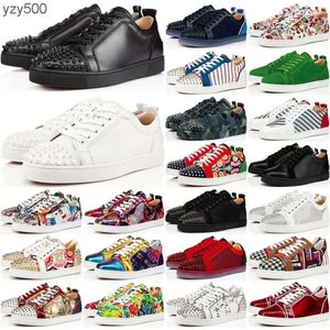 Loubutinly Christians Venta caliente de fondo rojo Zapatos de diseñador Zapatos para hombre Zapatillas de deporte Mocasines Negro Spike Charol Slip on Dress Pisos de boda Tripler 4GHV