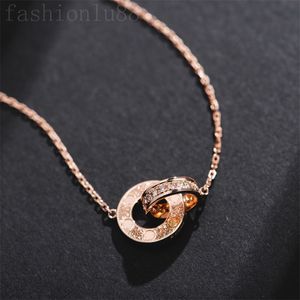 Collar de amor para mujer, collares de diseñador, joyería para hombre, tornillo exquisito, clásico, famoso, versátil, regalos de compromiso de boda, collar colgante, bonito E23.