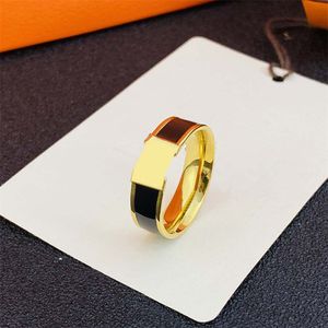 Anillo de amor Anillos para hombre Joyería de diseño de lujo clásico Mujer Titanio Acero Aleación Chapado en oro Oro Plata Rosa Nunca se desvanece No alérgico Fiesta Boda Compromiso Regalo