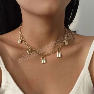 Collar con colgante de candado a la moda para amantes, collares de cadena corta con borlas Vintage para mujer, joyería para el cuello para amigos