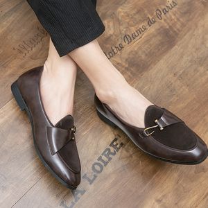 Des chaussures de fête basses coupées nouvelles tendances de mode de mode pantoufles luxueuses artisanales à la main Oxford usure résistante non glissade Q