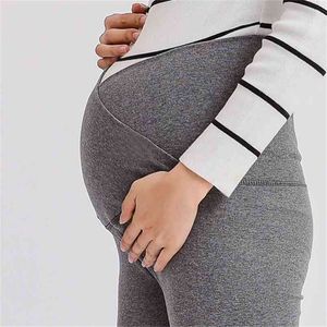 Taille basse ventre maternité Legging printemps automne mode tricoté vêtements pour femmes enceintes grossesse Skinny pantalon 210528
