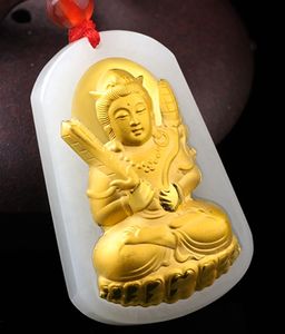 Colgante de jade con incrustaciones de oro de la suerte con el bodhisattva (encanto) del Tíbet vacío. Colgante de collar.