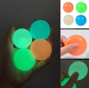Luminous Sticky Ball Party Favor Fluorescente Techo Target Ball Regalo interactivo para padres e hijos Juguete de descompresión al por mayor SN618
