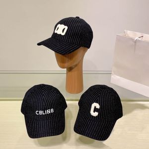 Casquette de balle de luxe lettre broderie triomphale été concepteur casquettes de Baseball pour femme homme chapeau noir couleur marine