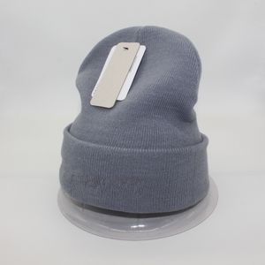Chapeaux de bonnet de luxe en laine brodée avec lettres de couleur unie pour hommes et femmes Street Gorra Ski Hats