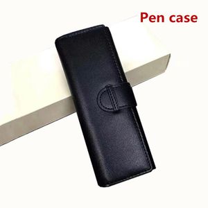 Estuche para bolígrafos de cuero negro de lujo Bolígrafo portátil simple y doble portalápices suministros de papelería de alta calidad estuche para lápices como regalo