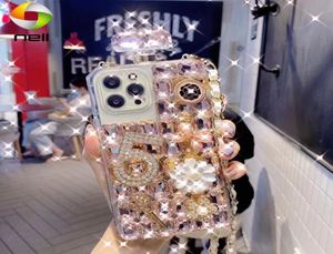 Étui de bouteille de parfum de luxe Bling 3D, étui de téléphone en cristal et diamant, bricolage iPhone 12 pro max 12mini 11 11promax XS XR 8 7 Plus shel7277392