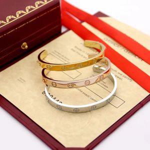 Bracelet de luxe bracelet à breloques bracelet de créateur femme titane acier avec diamants bracelet ouvert dame marque bracelet bijoux pour femmes bateau gratuit mode de Noël