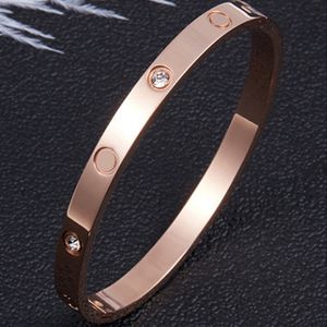 bracelet de luxe femmes en acier inoxydable bracelet en or Peut être ouvert couple bijoux simples cadeaux pour femme Accessoires chaîne en gros à portée de main