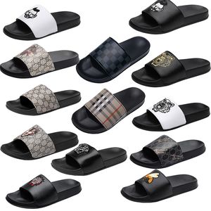 Marca de lujo Hombres Diapositivas Zapatos Zapatillas Sandalias de verano Diseñador de tobogán de playa Plano G Patrón de cuadrícula Imprimir Avatar Chanclas Zapatillas de deporte Tamaño 39-46