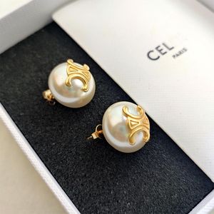 Luxury Cel Letters Brincos Designer Boucles d'oreilles pour femmes 18 km Géométrie de perle de perle