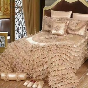 Luxe Champagne Style de mariage Jacquard stéréoscopique dentelle couvre-lit jupe Shett couverture ensemble taies d'oreiller 240112
