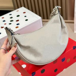 Bag de luxe Classic Loop Crossbodybody French Classic Baia Hollow Flower Bag Paris Paris Famme Old Flower Underarm 7a Top Quality Geothere Leather Moon
