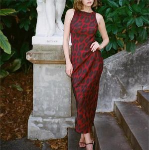 Vestido de diseñador de lujo, vestido retro de terciopelo de seda con estampado de leopardo rojo francés, vestido ajustado sin mangas con cuello barco